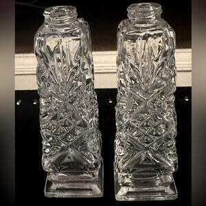 Vintage Essex by Clear Cut Industries salt and pepper shaker set